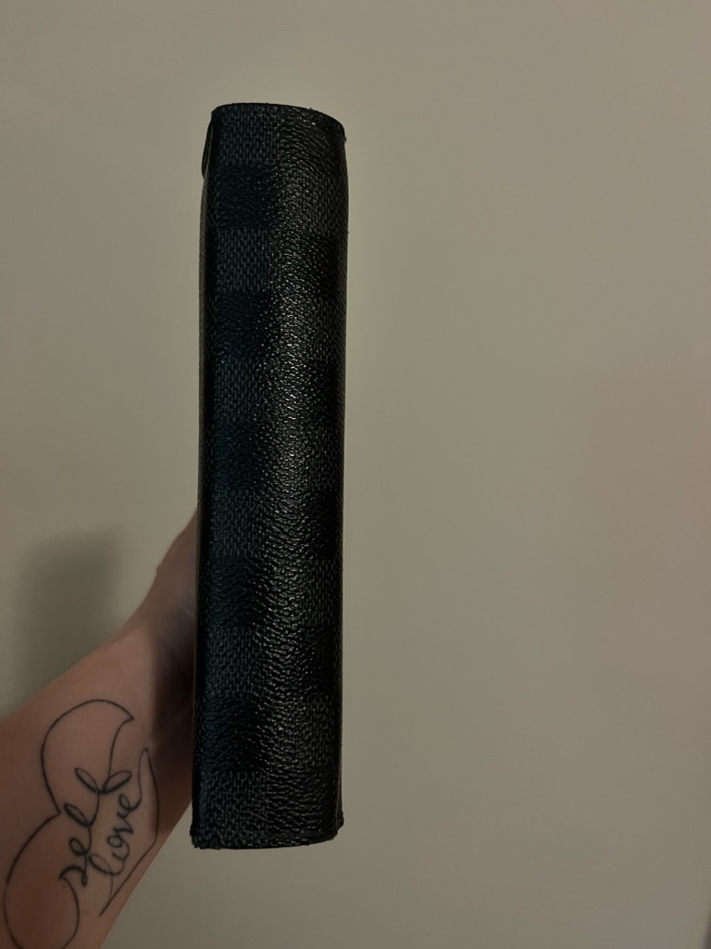 Louis Vuitton Black Damier Graphite Passport Cover with Snap Authentic COA - Picture 3 of 6